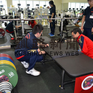 障害者用ベンチプレス台設置 湿原の風アリーナ釧路とサン・アビリティーズくしろ(2019-06-13)
