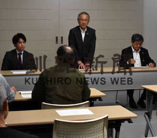 現体育館 夏頃解体へ 鶴居村新総合体育館(2019-06-07)