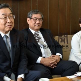 障害児保育の　継続に力　釧路若草会本社来訪　(2019-06-30)