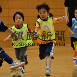 園児元気に　キッズサッカースクール(2019-07-14)