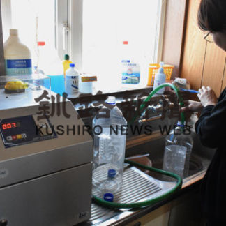 「スーパー次亜水」配布　別海の渡邊清掃が無償で(2020-03-18)