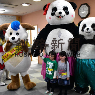 新規家族連れ 利用広がる じぃ～んこども食堂(2019-11-29)_2