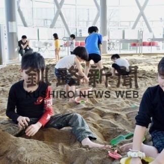 緊急事態宣言明けの釧路、商業施設などに人出(2020-03-21)②