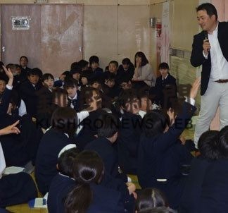 鳥西中でＫＢｉｚ講演(2019-05-24)