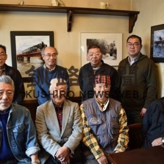 力強く雪原走るＳＬ　十人十色の会が写真展(2020-03-21)