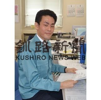 ④　三ッ輪運輸　雫田真慈さん（２２）　港の物流支えたい(2020-05-01)