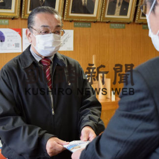 セムスがサージカルマスク寄贈(2020-05-27)