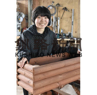 ⑫丸善木材　大澤捺美さん（18）(2020-05-09)