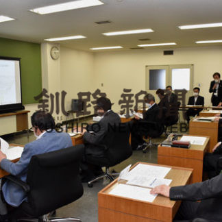 新庁舎建設で議員説明会(2020-07-01)