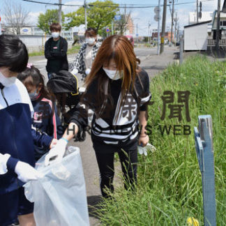 柔道少年らごみ拾い(2020-06-07)