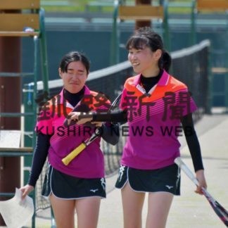 ソフトテニス会長杯　高校の部、釧明輝が男子団体初Ｖ(2020-07-14)_1