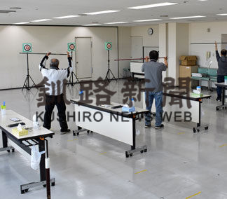 たんちょう釧路支部がスポーツ吹矢の練習再開(2020-07-02)