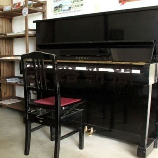 駅ピアノ「気軽に利用して」　ＪＲ厚床駅にお目見え(2020-07-12)