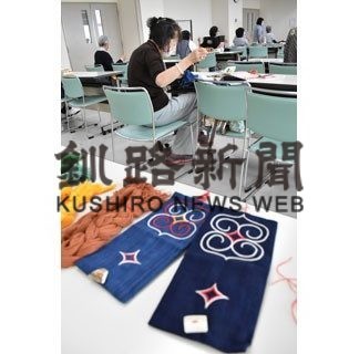 アイヌ文様の刺繍学ぶ(2020-07-19)