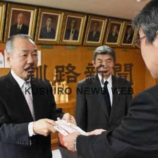 釧路市などに宮友会が寄付　(2020-07-11)