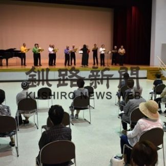 釧路男声合唱団がロビーコンサート(2020-08-31)