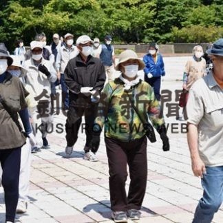 ウオーキングで健康づくりに汗流す(2020-08-05)