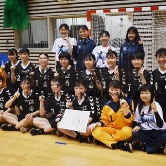 高校ハンドボール　釧工男子が優勝_1(2020-08-11)