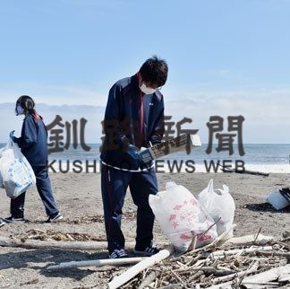 白糠高生　海洋漂着ごみを調査(2020-08-11)