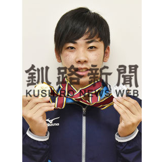 小坂さん（啓雲中３年）全道水泳で初Ｖ(2020-09-13)