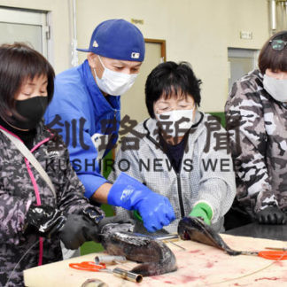 根室で「放血神経じめ」初講習(2020-09-30)