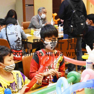 子供ら博物館で工作楽しむ(2020-09-28)