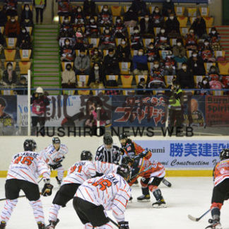 クレインズに熱い声援　Ｊカップ開幕(2020-10-11)