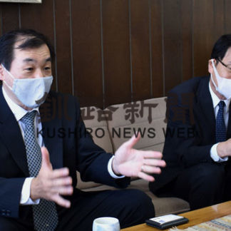 「地域の活性化考えていきたい」谷口道財務局長来社(2020-10-15)