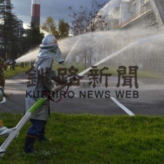 王子マテリア工場火災を想定　消防署と訓練(2020-11-01)