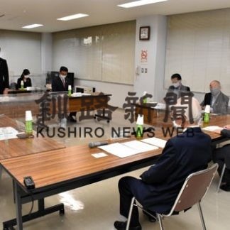 領土視察や元島民と懇談　内閣府副大臣ら来根(2020-10-20)