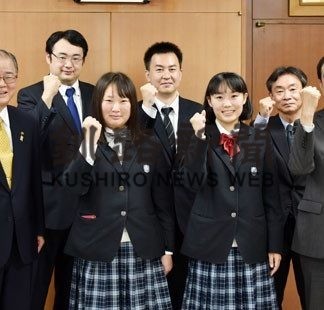 根室高、全国出場の吹奏楽局と全道の演劇部が市長表敬(2020-10-13)