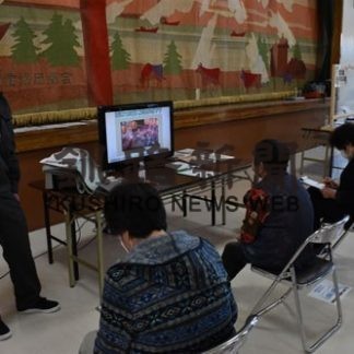 脳トレや体操で元気に、白糠で健康まつり(2020-11-06)