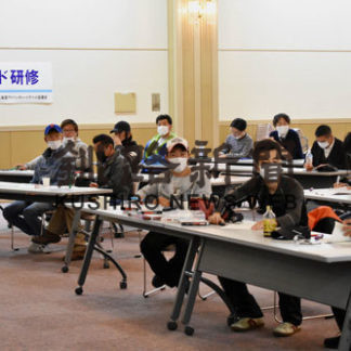 インバウンドに対応、英語ガイドこつ学ぶ(2020-11-07)