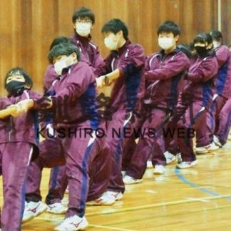 東高生が絆深める　芸能発表、スポーツで　文化祭代替え(2020-12-24)