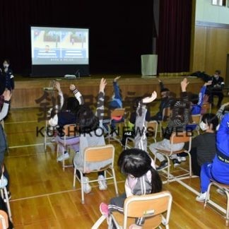児童の重傷事故受け全小中で交通安全教室(2020-12-23)