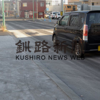 路面凍結で事故多発(2020-12-12)