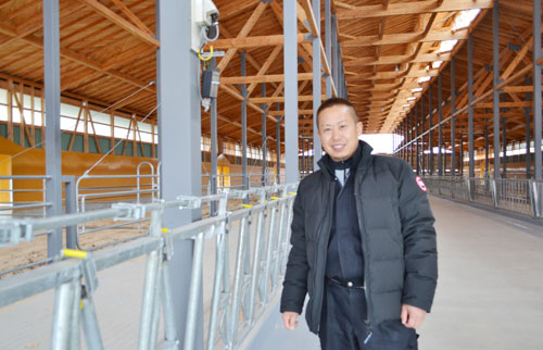 育成牧場「酪園」牛舎完成(2020-12-03)