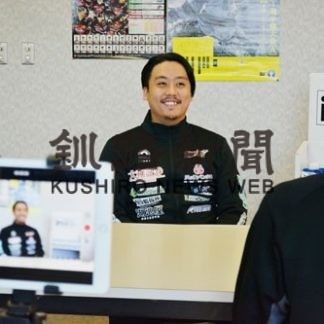 クレインズ選手の素顔 動画に　ネット配信スタート　釧新と共同制作(2020-12-04)