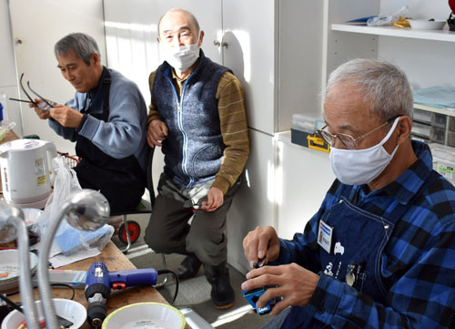 おもちゃのお医者さん子供笑顔に(2021-01-12)