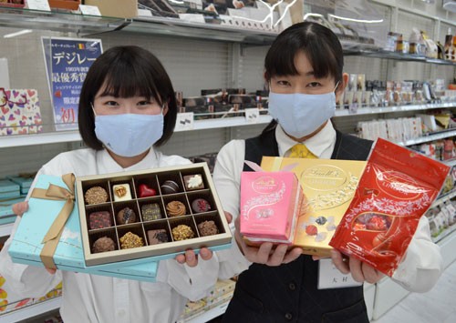 コーチャンフォー釧路店がバレンタイン特設コーナー設置(2021-01-29)