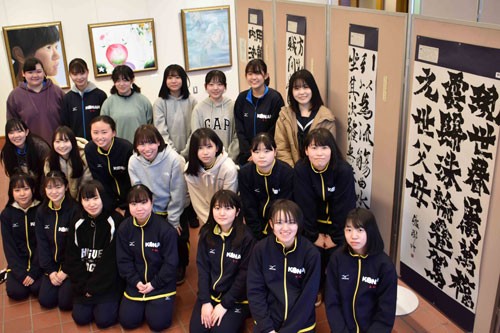 思いこもった書や美術 29日から江南高校外展(2021-01-29)