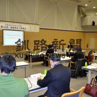 達古武湖内で１６年ぶりウチダザリガニ確認　湿原再生小委(2021-01-22)