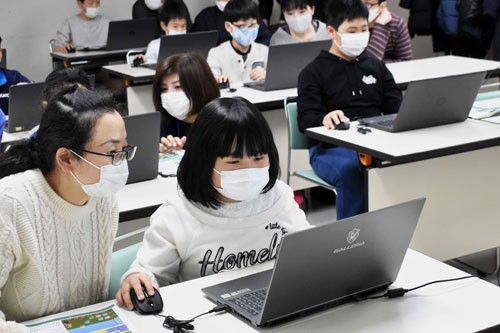 人気ゲーム使用しプログラミング体験(2021-02-24)