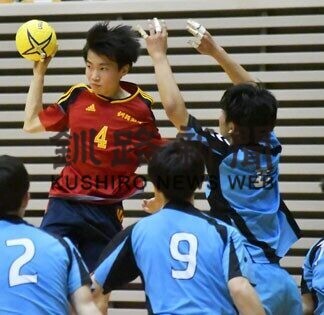 地元勢　表彰台に涙と笑み_5(2021-02-09)