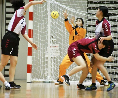 地元勢 表彰台に涙と笑み_1(2021-02-09)