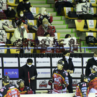 クレインズ、ホーム集客健闘　微減、平均９０２人(2021-04-01)