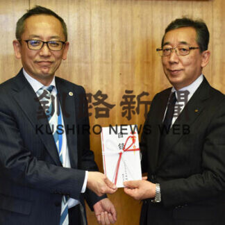 病院、老人ホームに地場産乳製品を寄贈(2021-03-04)