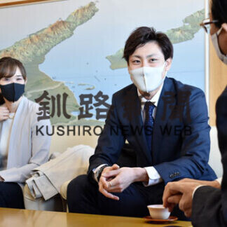 スケートの新濱、郷さんが別海町を表敬(2021-03-13)