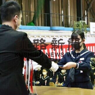 公立中学校で卒業式(2021-03-16)