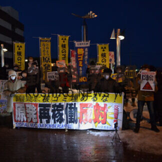 「原発反対」60人が訴え　釧路の団体駅前で街頭集会(2021-03-12)